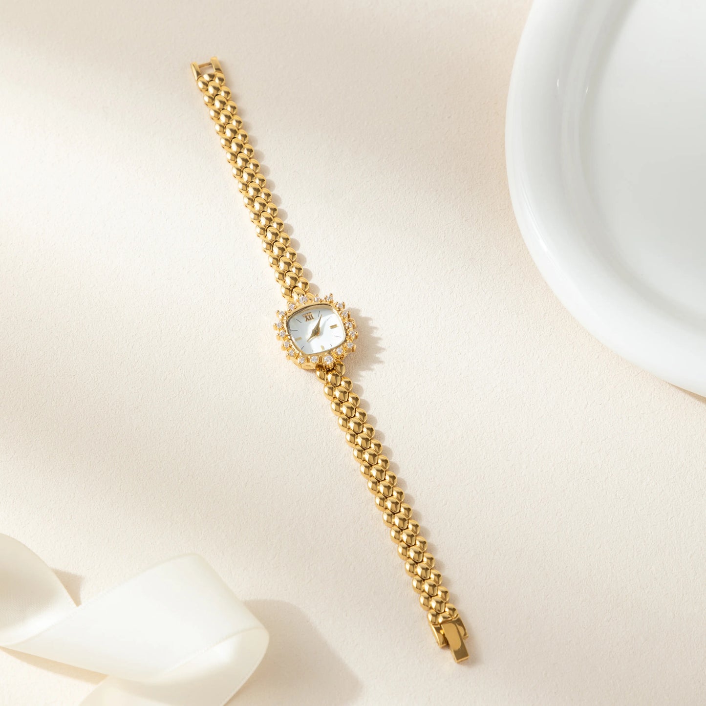 Oriana - Reloj Minimalista