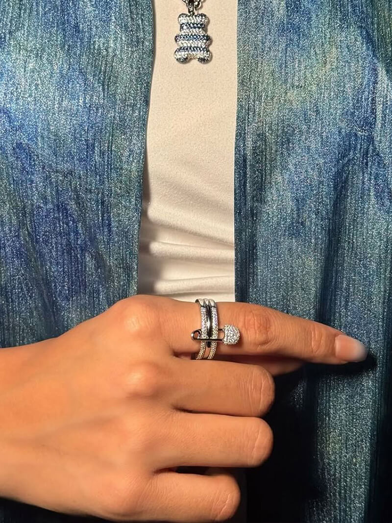 Alelí - Anillo Alfiler